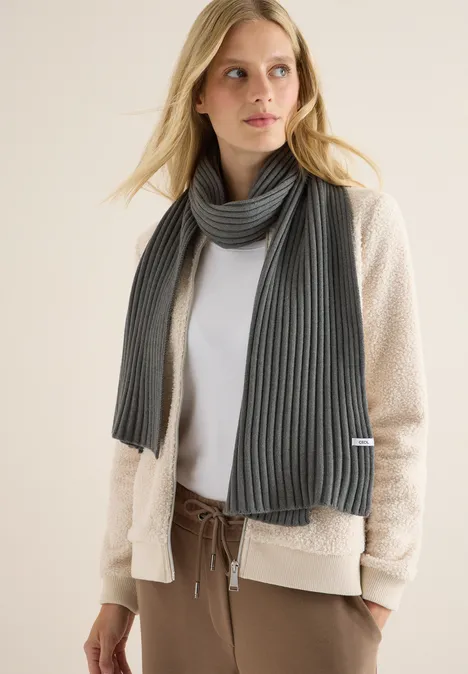 Strickschal pastel olive