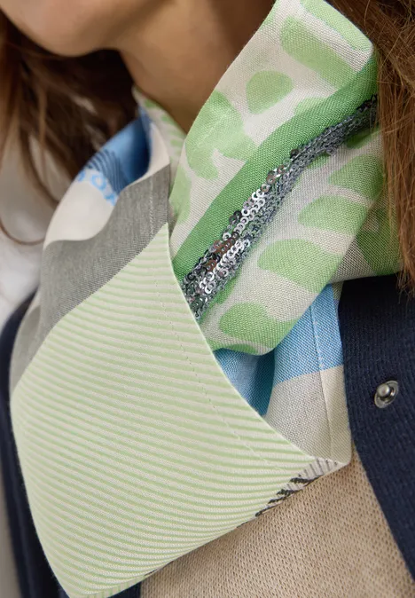 Strukturmix Loop-Schal bamboo green