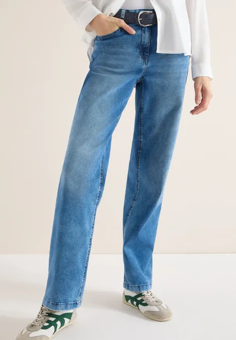 Pasek o wyglądzie zamszu suede deep blue