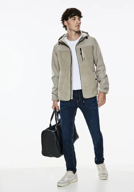 Softshell jas met teddy details pure beige