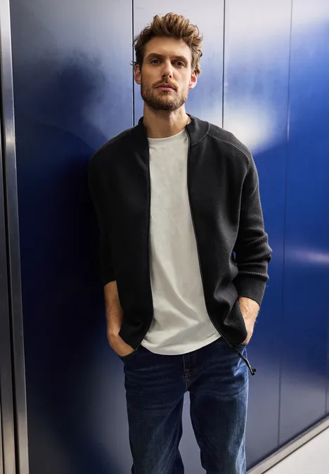 Rippenstruktur-Strickjacke Black