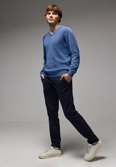Pullover in Washed-Optik casual blue