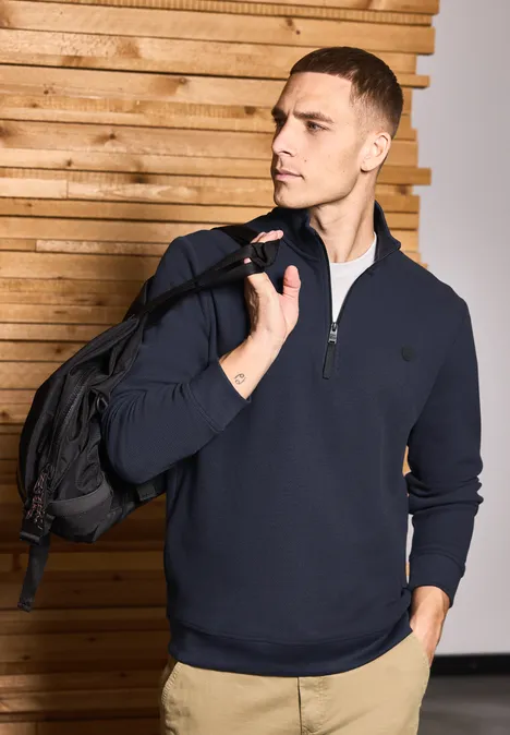 Teksturowany sweter z troyerem night blue
