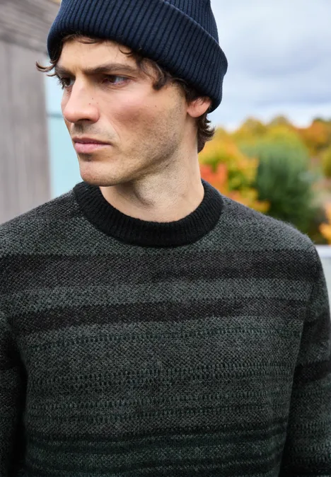 Miękki Sweter Jacquard Black