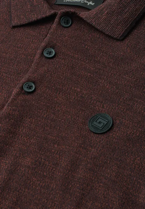Gebreid poloshirt in mouliné-look maroon brown Bordeauxkleurig, gestructureerd poloshirt met zwarte knopen en logopatch