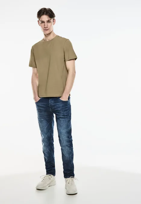 Basic T-shirt in effen kleur beach sand Basic T-shirt in effen kleur beach sand