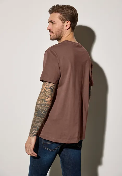 Basic T-shirt in effen kleur clay brown Basic T-shirt in effen kleur clay brown