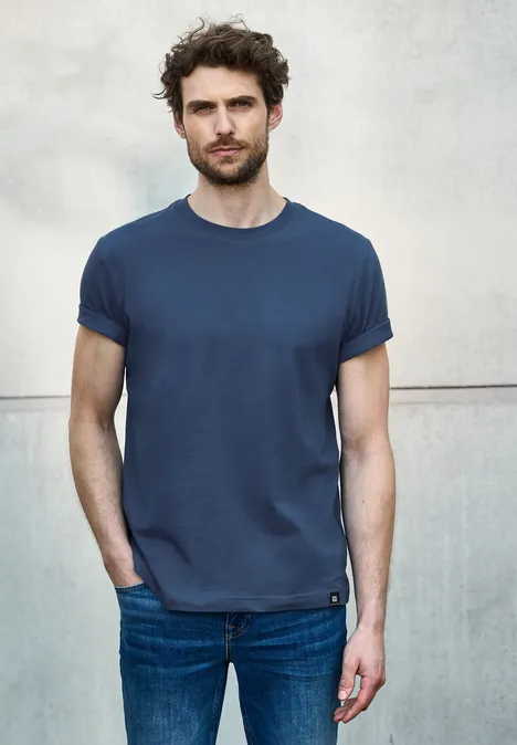 Basic T-shirt in effen kleur twilight blue Basic T-shirt in effen kleur twilight blue