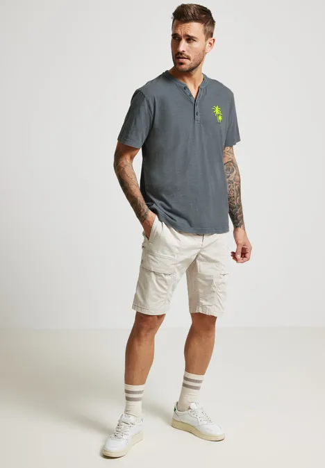 Koszulka Henley barwiona w masie ash grey Koszulka Henley barwiona w masie ash grey