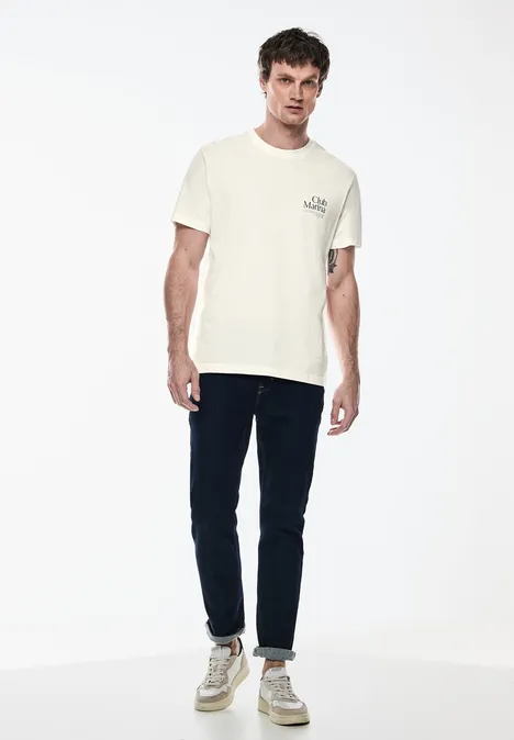 T-Sshirt with chestprint pearl white