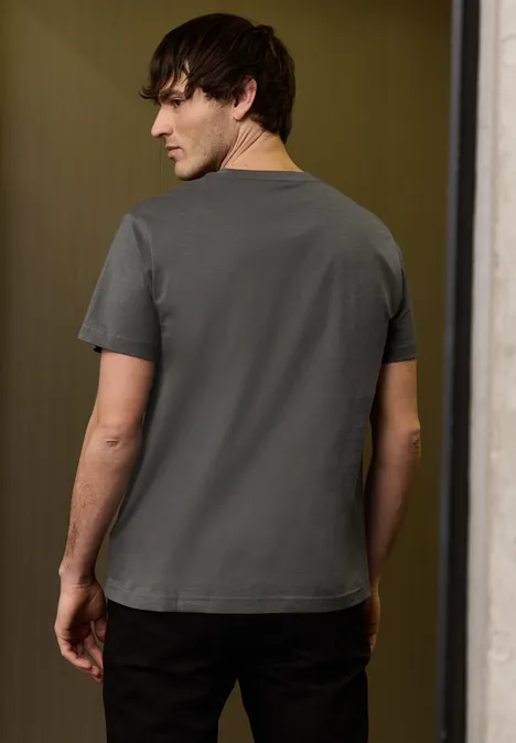 Basic T-Shirt in Unifarbe oil grey