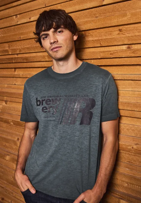 T-Shirt im Washed-Look basic black