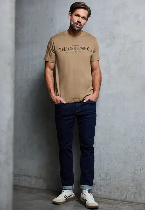 Softes T-Shirt mit Wording barista brown