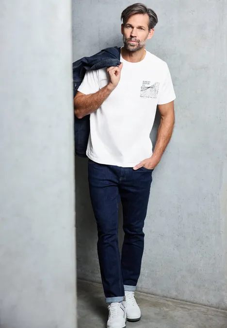 Basic Shirt met borstprint bright white Basic Shirt met borstprint bright white