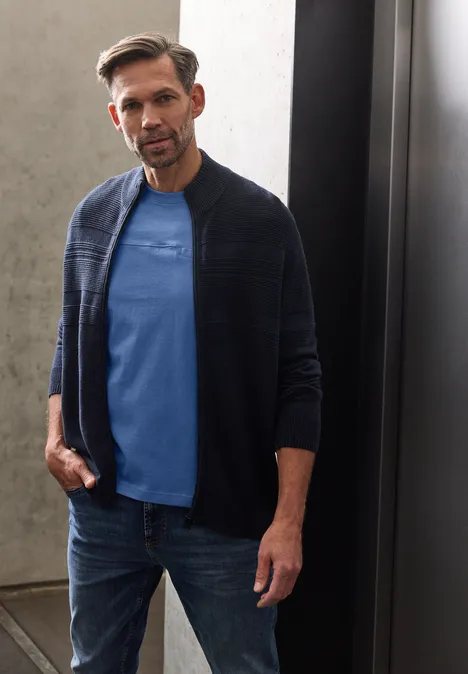 T-Shirt mit Brusttasche authentic blue