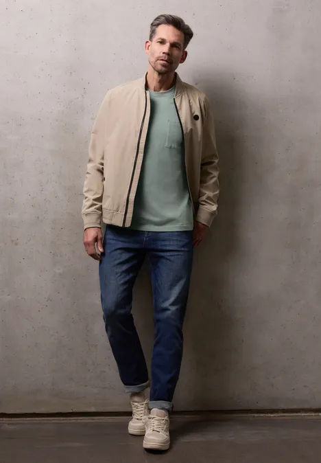 T-Shirt mit Brusttasche dusty mint T-Shirt mit Brusttasche dusty mint