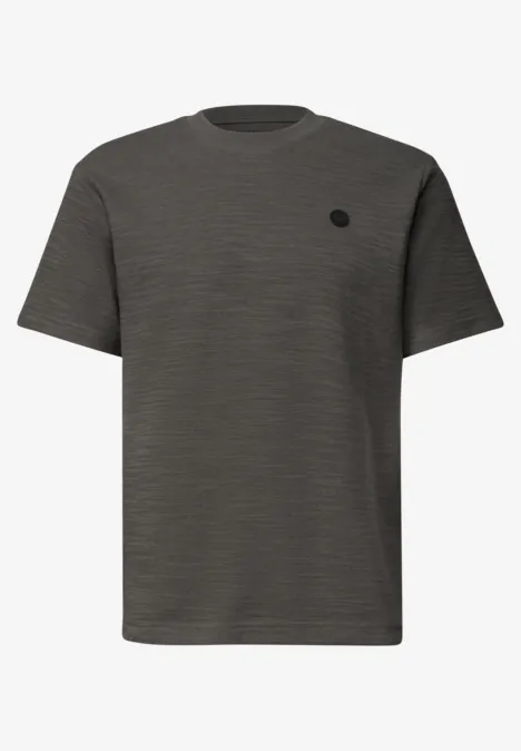Effen donkergrijs T-shirt met subtiele structuur en klein rond logo op de borst.