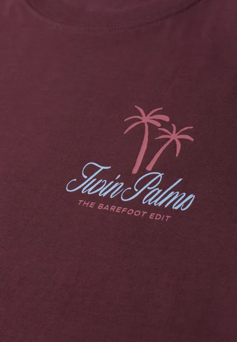 Vintage-Bordeaux T-Shirt mit 'Twin Palms The Barefoot Edit' Schriftzug und Palmenmotiv