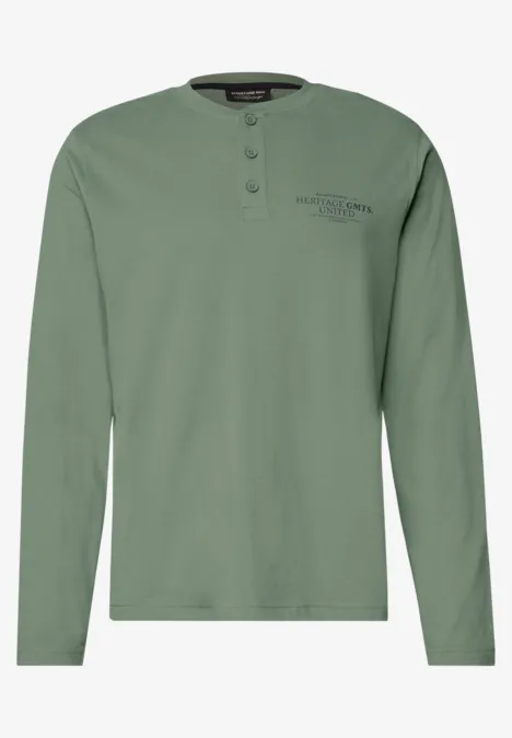 T-shirt manches longues vert homme style henley, col rond et petit logo brodé sur la poitrine