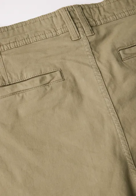Klassische Chino almond brown