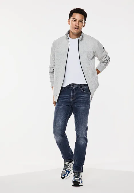 Jeans à la coupe régulière indigo blue wash