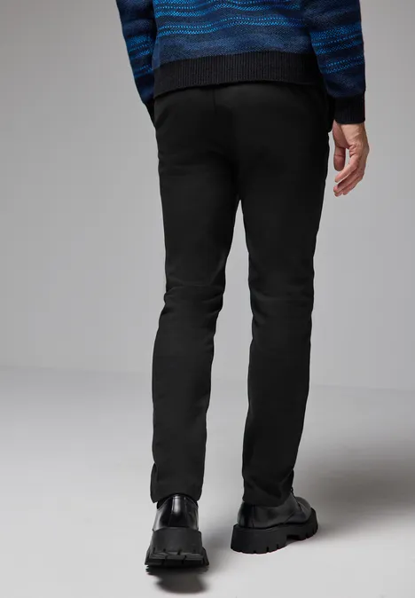 Chino in Wolloptik Black