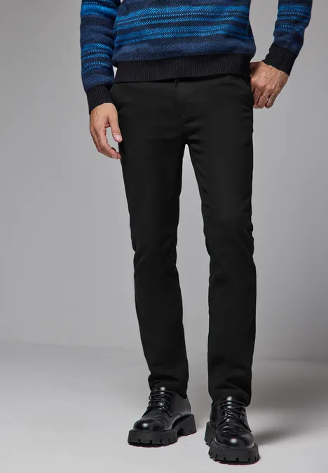 Chino in Wolloptik Black