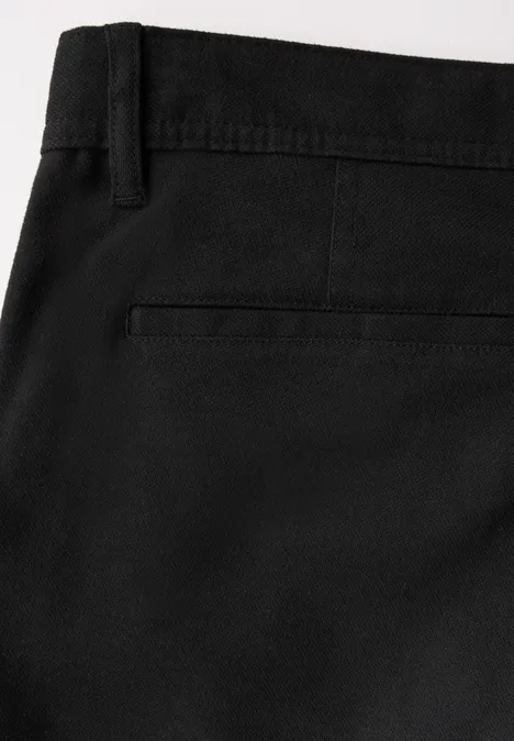 Chino in Wolloptik Black