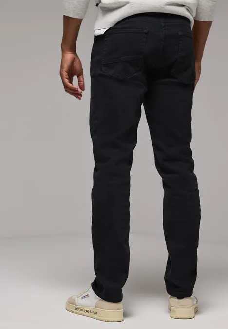 Jeans à la coupe régulière clean black