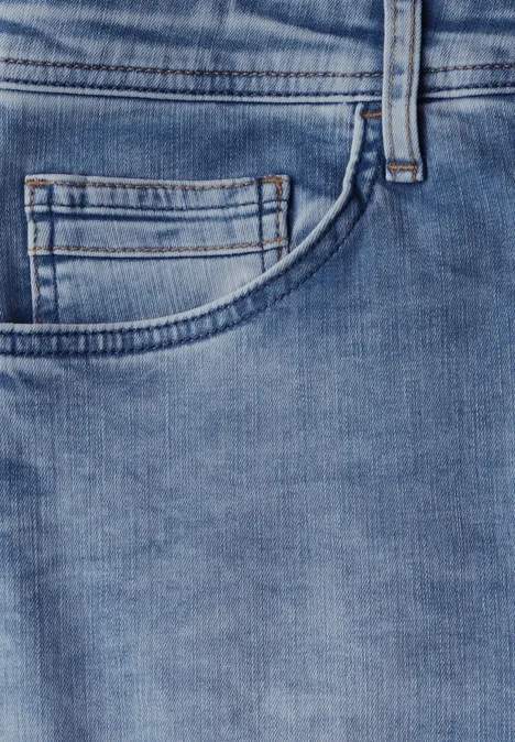 Jeans bleachés light blue wash