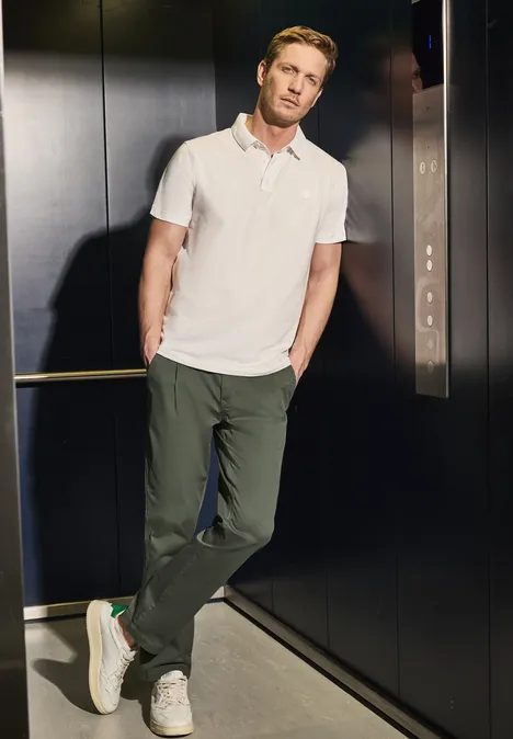 Moderne Chino deep olive green