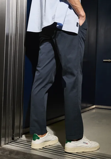 Moderne Chino dark sky blue