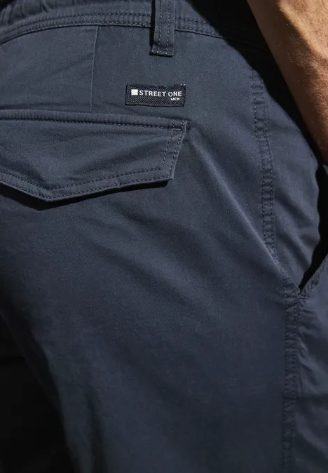 Moderne Chino dark sky blue