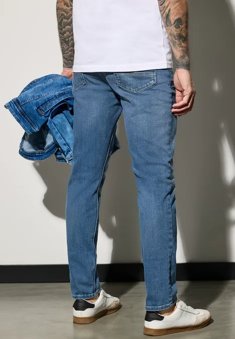Jeans à la coupe Slim Fit soft greencast random wash
