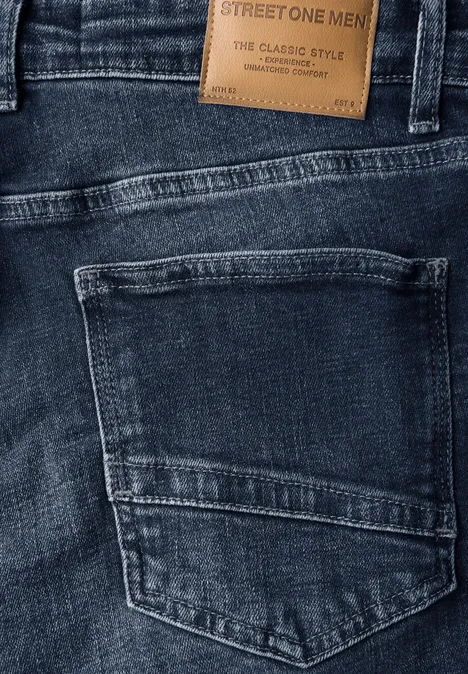 Straight Leg Jeans indigo blue wash