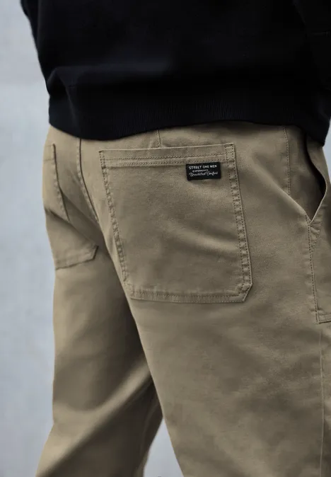 Chino met zakken mocha brown