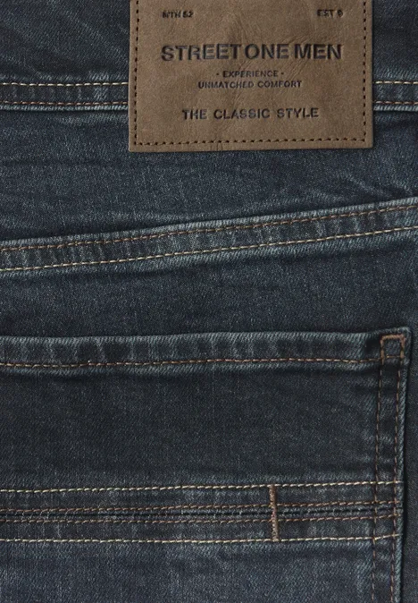 Jeans im Regular Fit dark blue coated