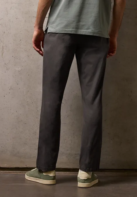 Chino ze strukturą industrial grey