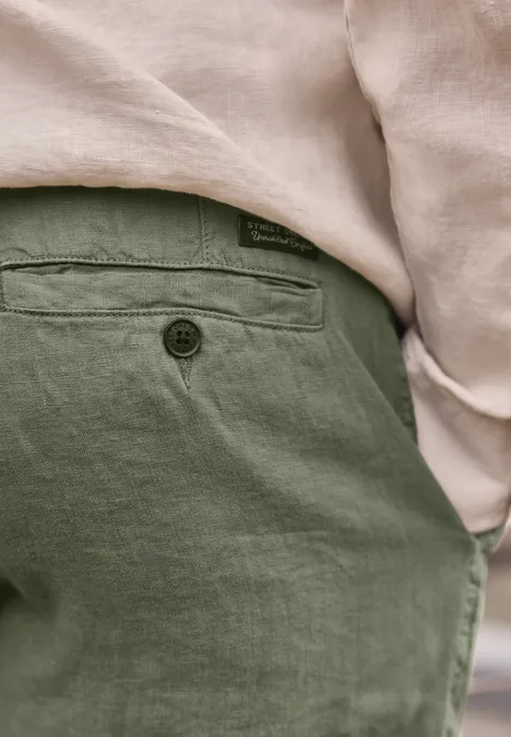 Chinoshorts aus Leinen wood green Chinoshorts aus Leinen wood green