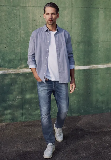 Slim Legs jeans in regular fit mid blue wash