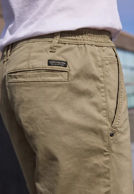 Chino Shorts im Regular Fit mit Flexbund warm sand