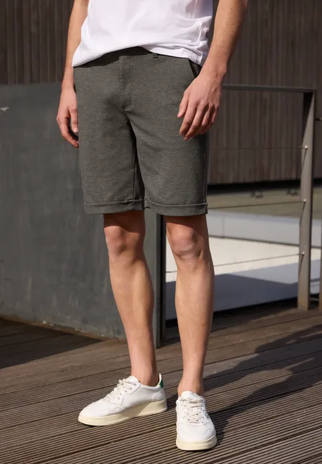 Short chino Regular Fit en jersey industrial grey
