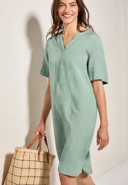 Leinenkleid Damen in stilvollem Design hier sichern