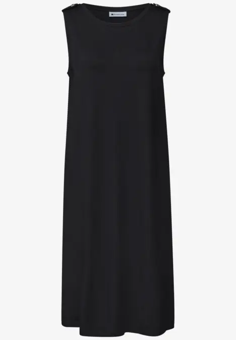 Schlichtes schwarzes ärmelloses A-Linien-Kleid aus fließendem Stoff.