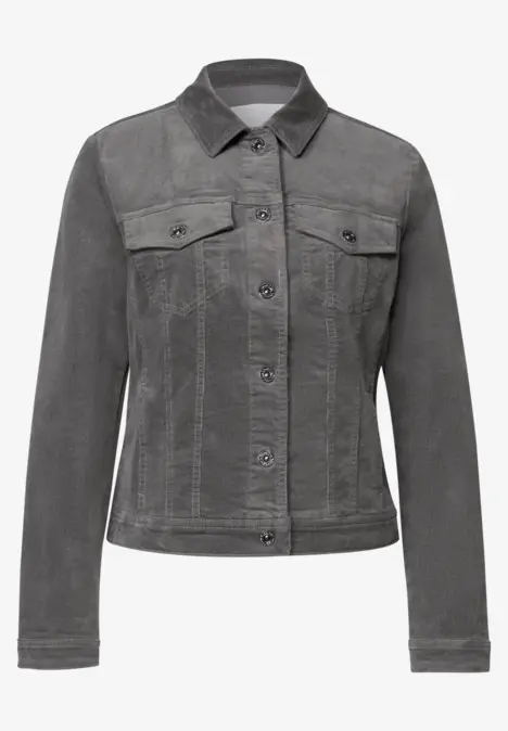 Dunkelgraue Jeansjacke mit Kragen, durchgehender Knopfleiste und aufgesetzten Brusttaschen.