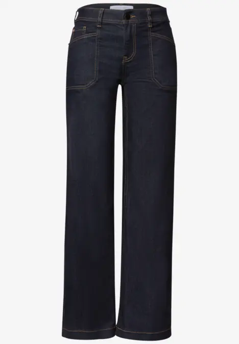 Un jean bleu foncé à coupe large et taille haute.