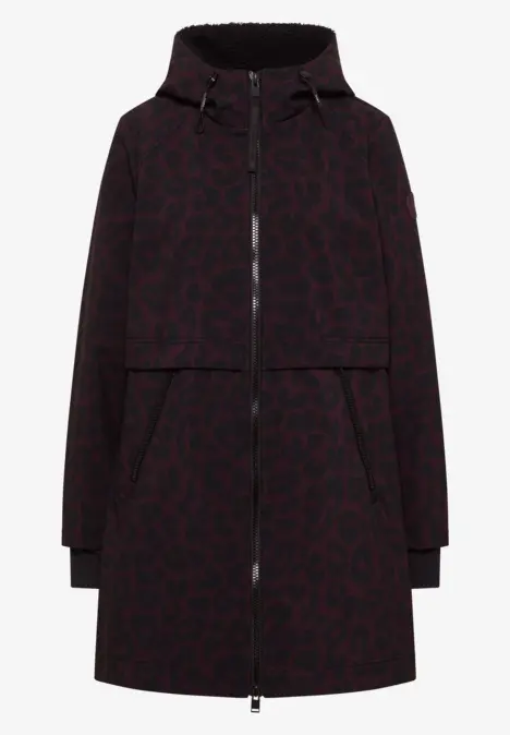 Dunkelroter Parka mit schwarzem Leopardenmuster, Kapuze, durchgehendem Reißverschluss und Eingrifftaschen.