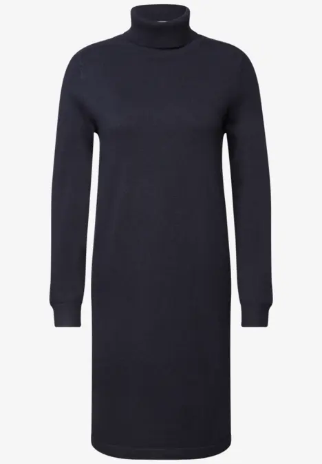 Robe-pull bleu marine à col roulé, manches longues, coupe droite arrivant au-dessus du genou.