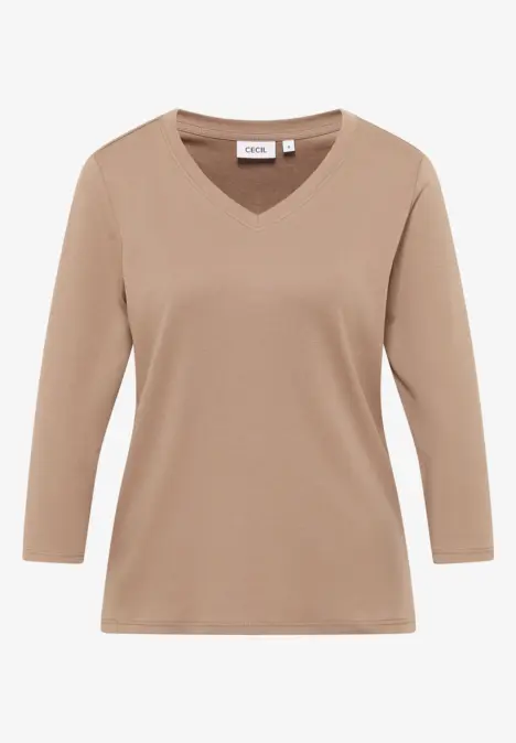 Beigefarbenes Langarmshirt mit V-Ausschnitt.