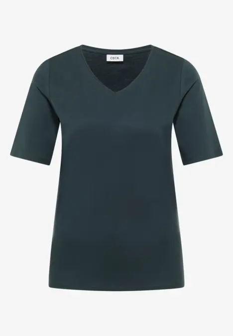 Dunkelgrünes Shirt mit V-Ausschnitt und halblangen Ärmeln.